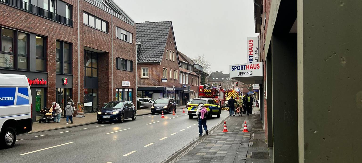 DÜLMEN: Gefahr durch lockere Dachziegel