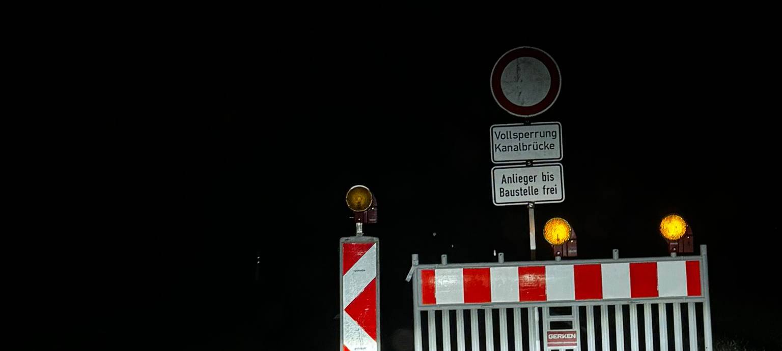 HIDDINGSEL: Straße gesperrt