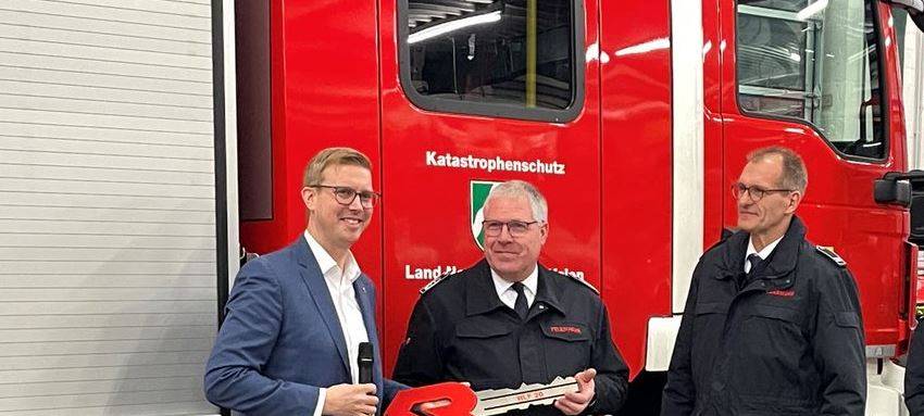 DÜLMEN: Neue Feuerwehrautos