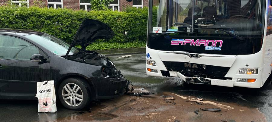 DARFELD: Suche nach Unfall-Ursache