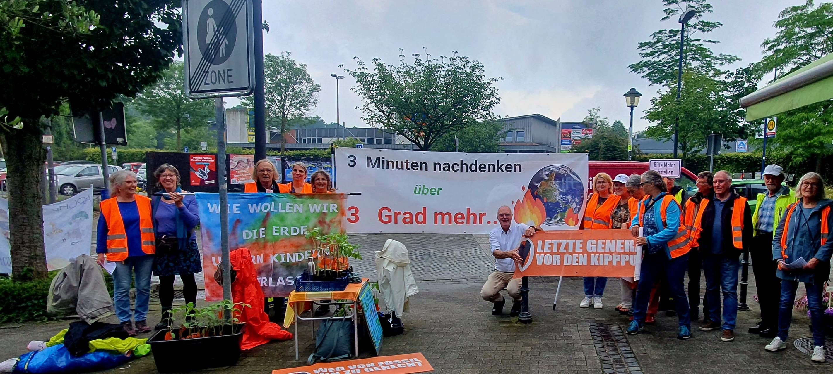 HAVIXBECK: Blockade-Aktion der Letzen Generation
