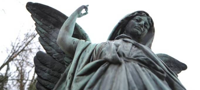 DAVENSBERG: Träger-Wechsel beim Friedhof