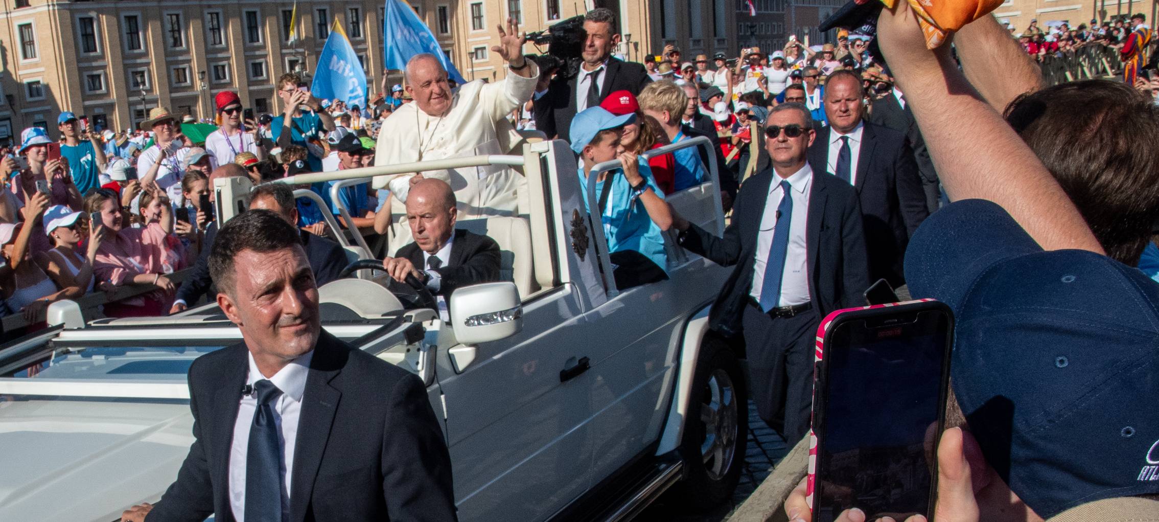 BULDERN/HIDDINGSEL: Zum Papst
