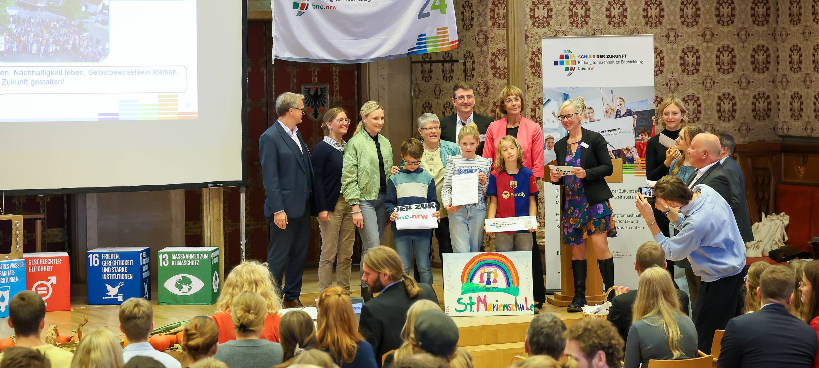 KREIS: Schulen der Zukunft