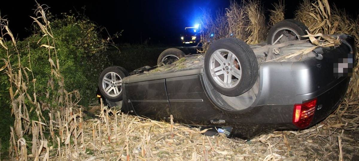 HERTELER: Auto überschlägt sich