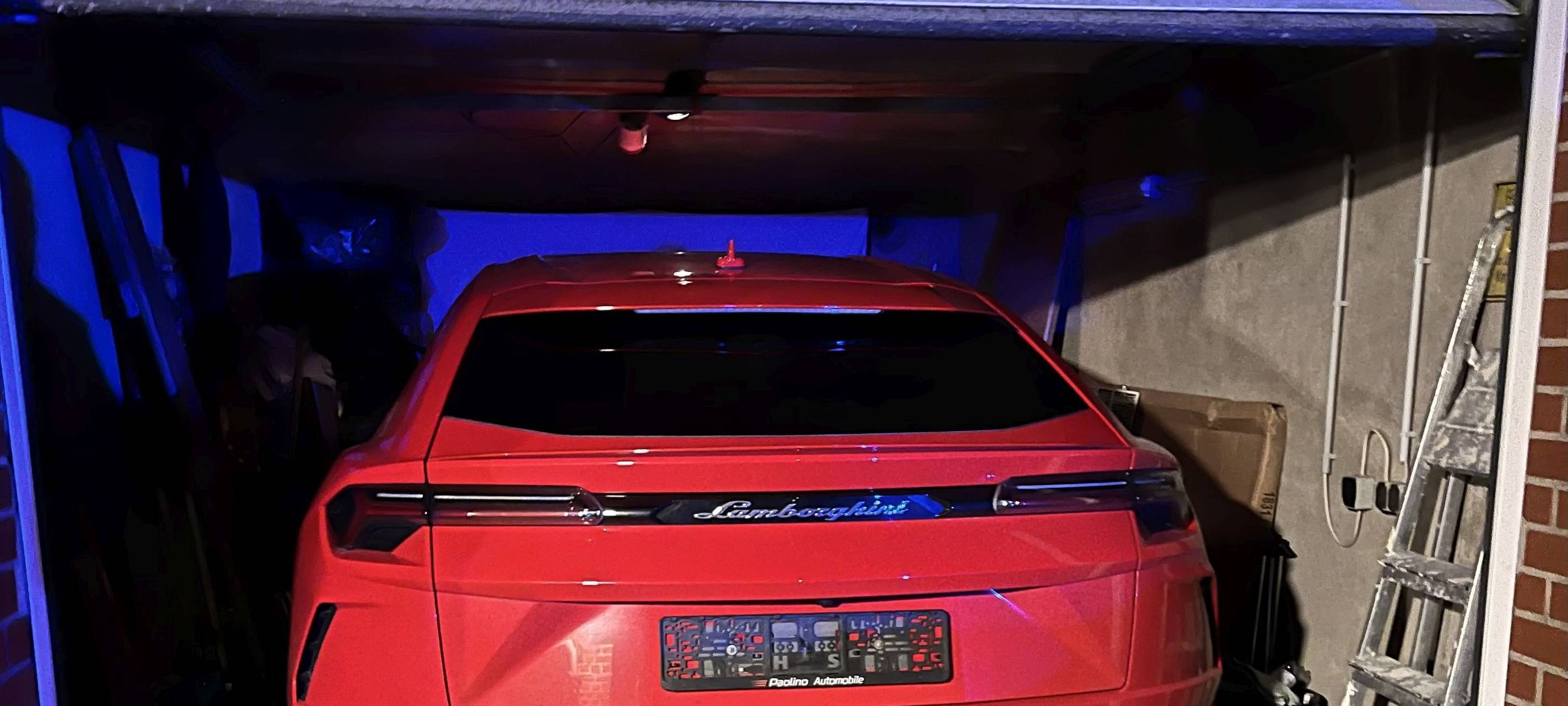 KREIS: Luxusauto beschlagnahmt