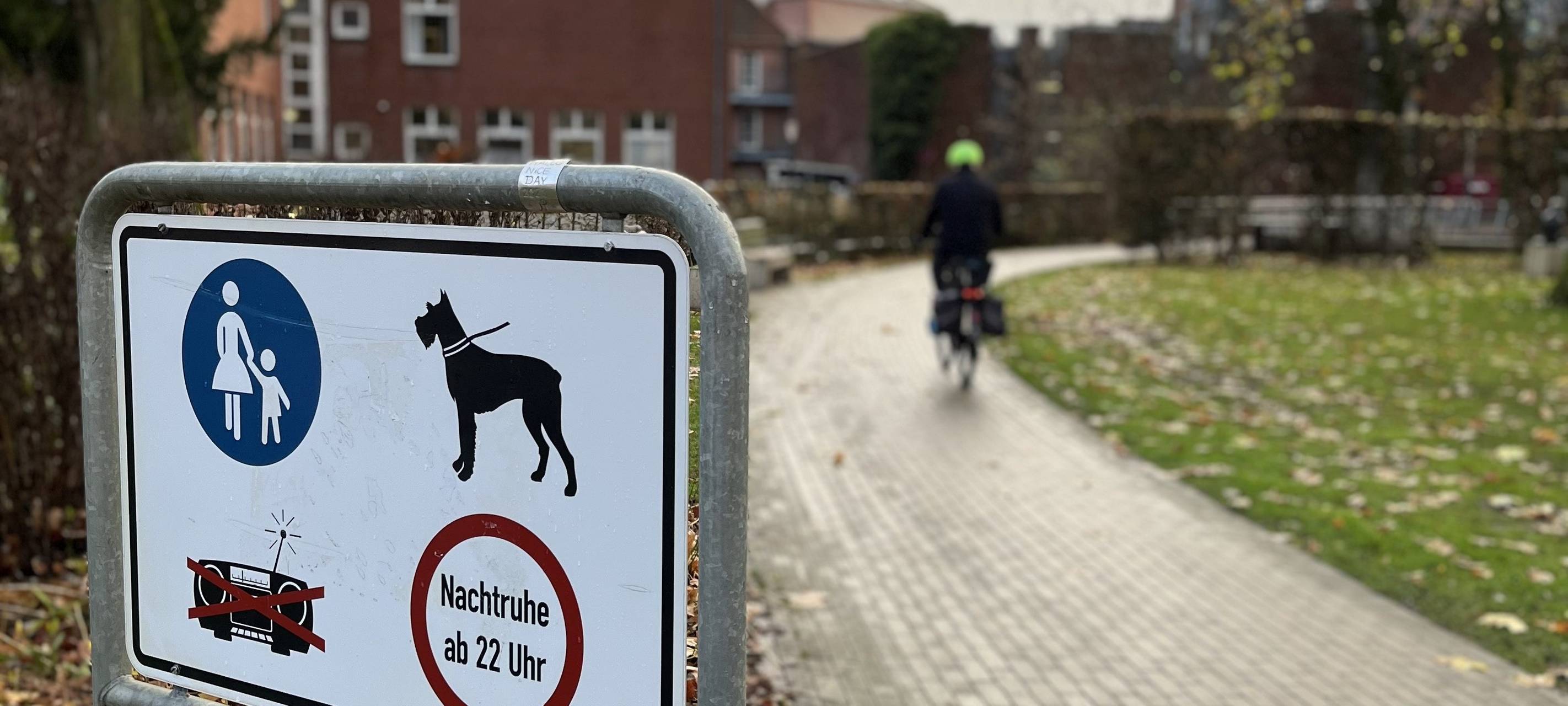 COESFELD: Mehr Rücksicht Schlosspark