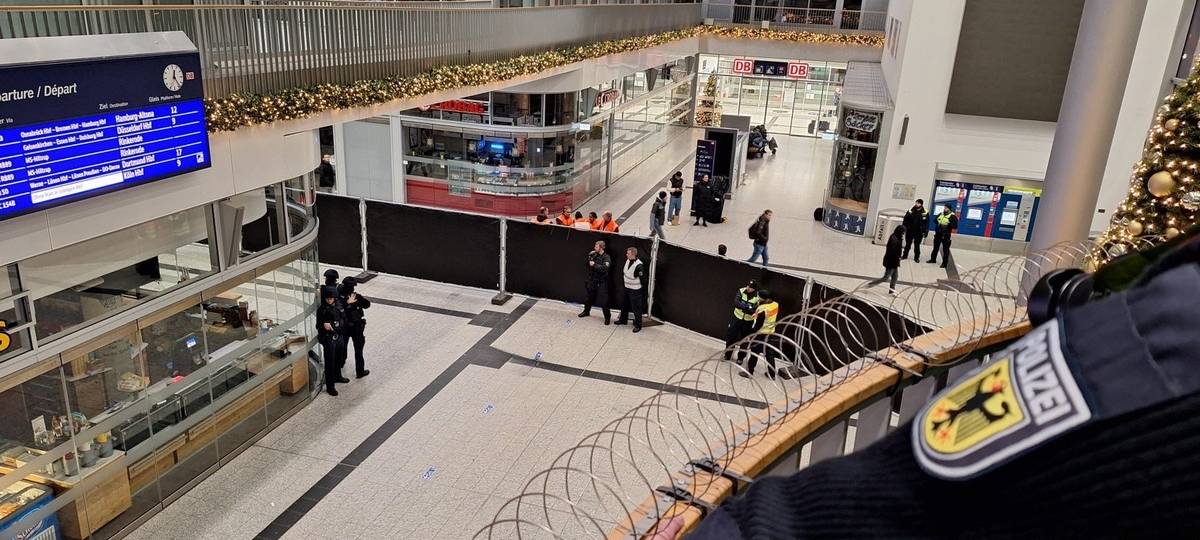 MÜNSTER: Polizeiübung am Hauptbahnhof