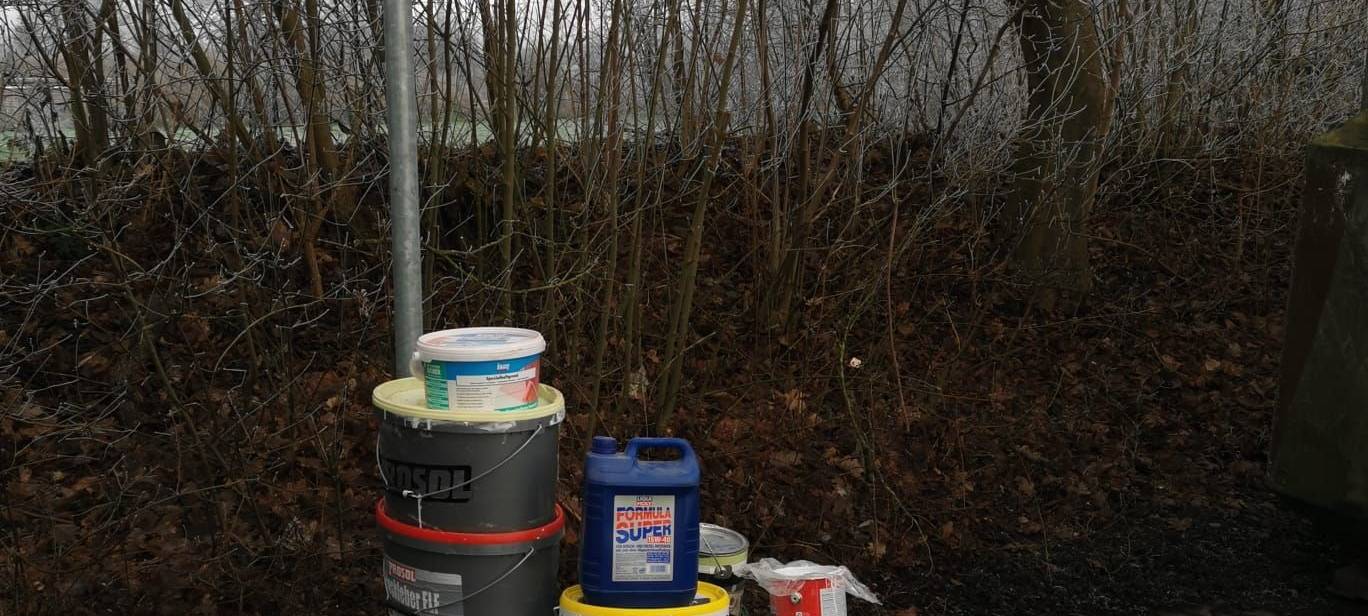 SÜDKIRCHEN: Sondermüll abgeladen