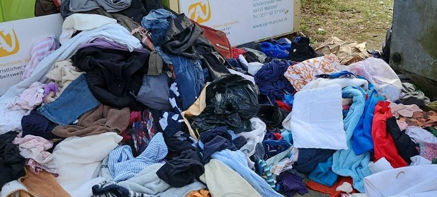 DÜLMEN: Chaos am Container