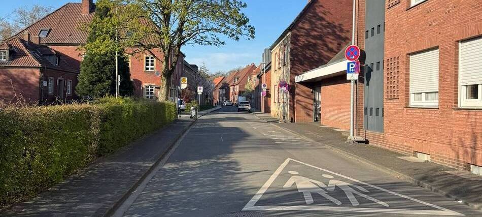 COESFELD: Sondierungsbohrungen mit Straßensperre