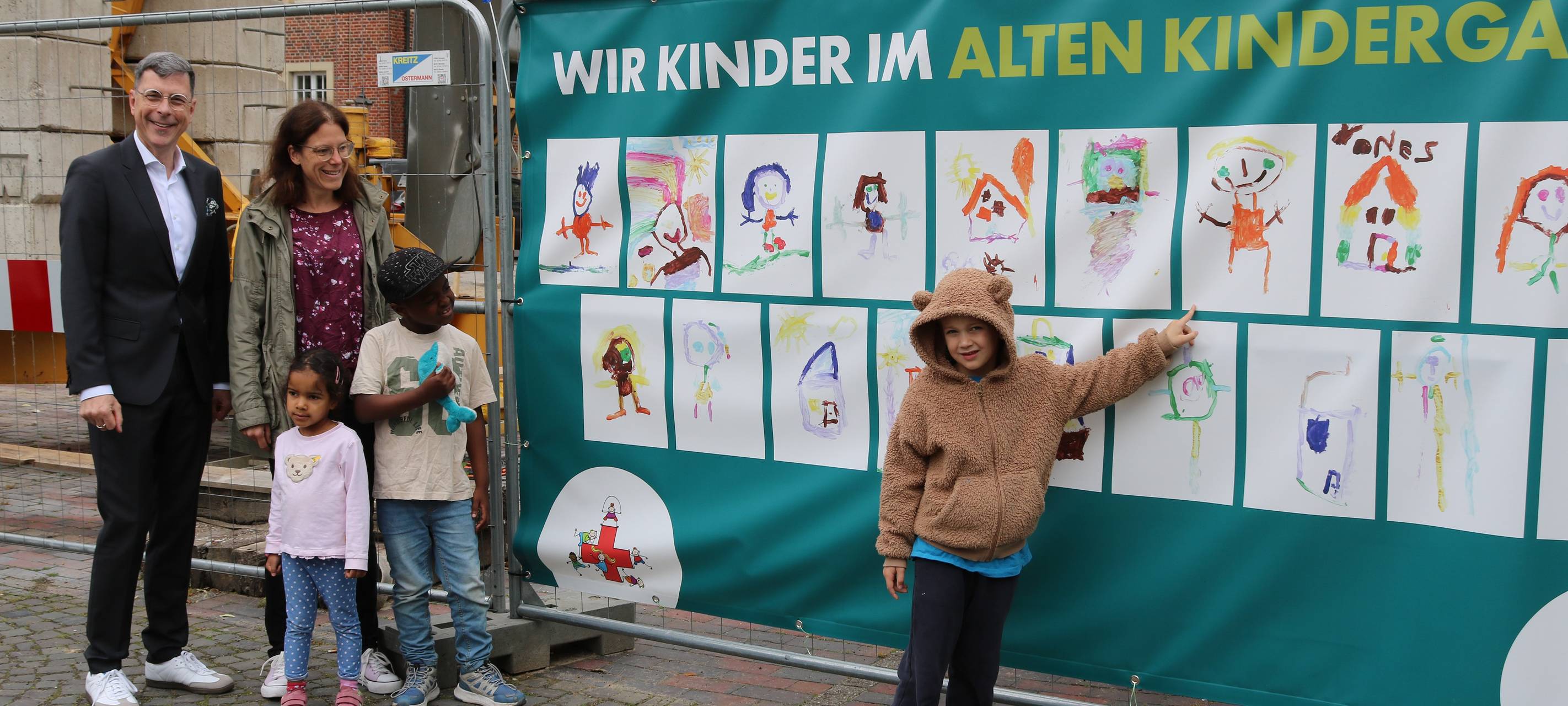 NOTTULN: Kinder verschönern Bauzaun