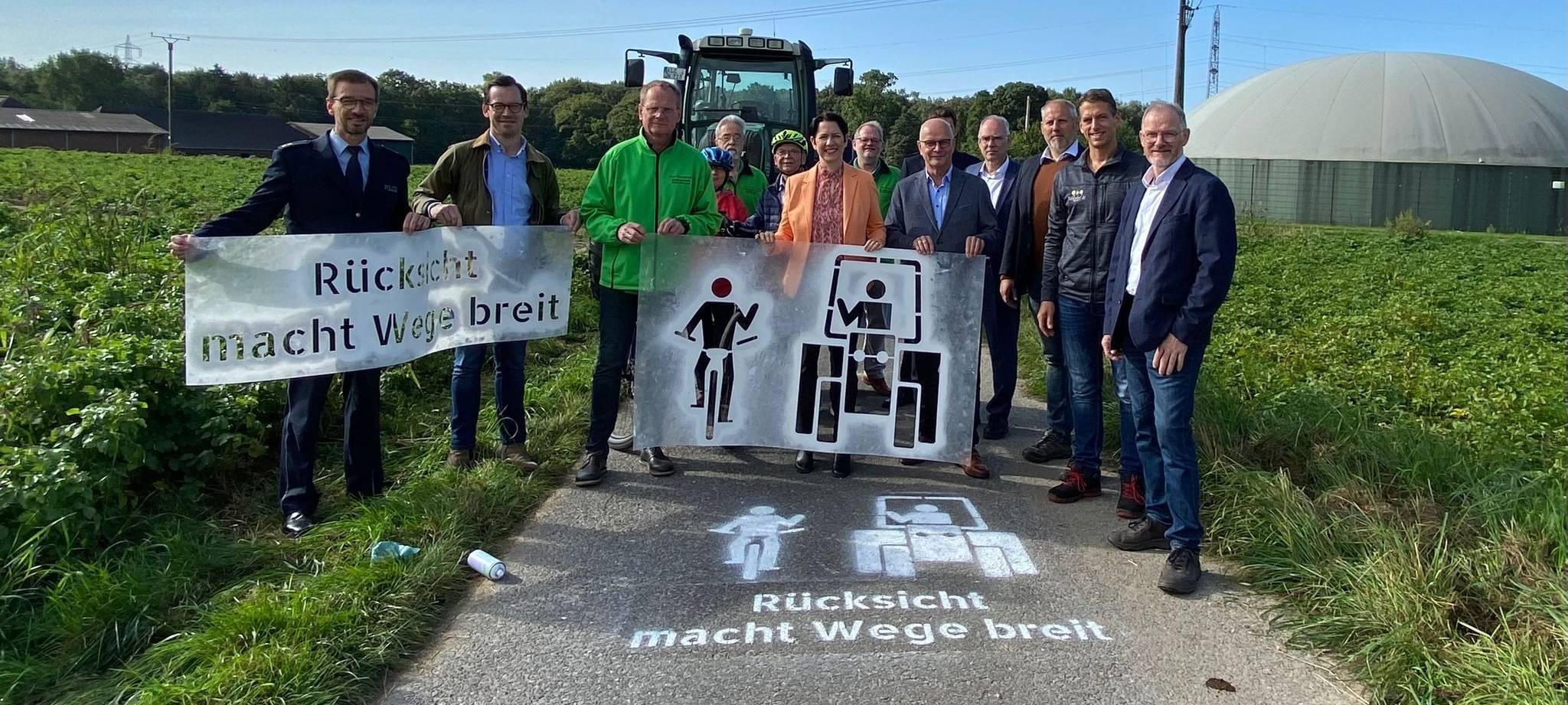 KREIS: Rücksicht macht die Wege breit!