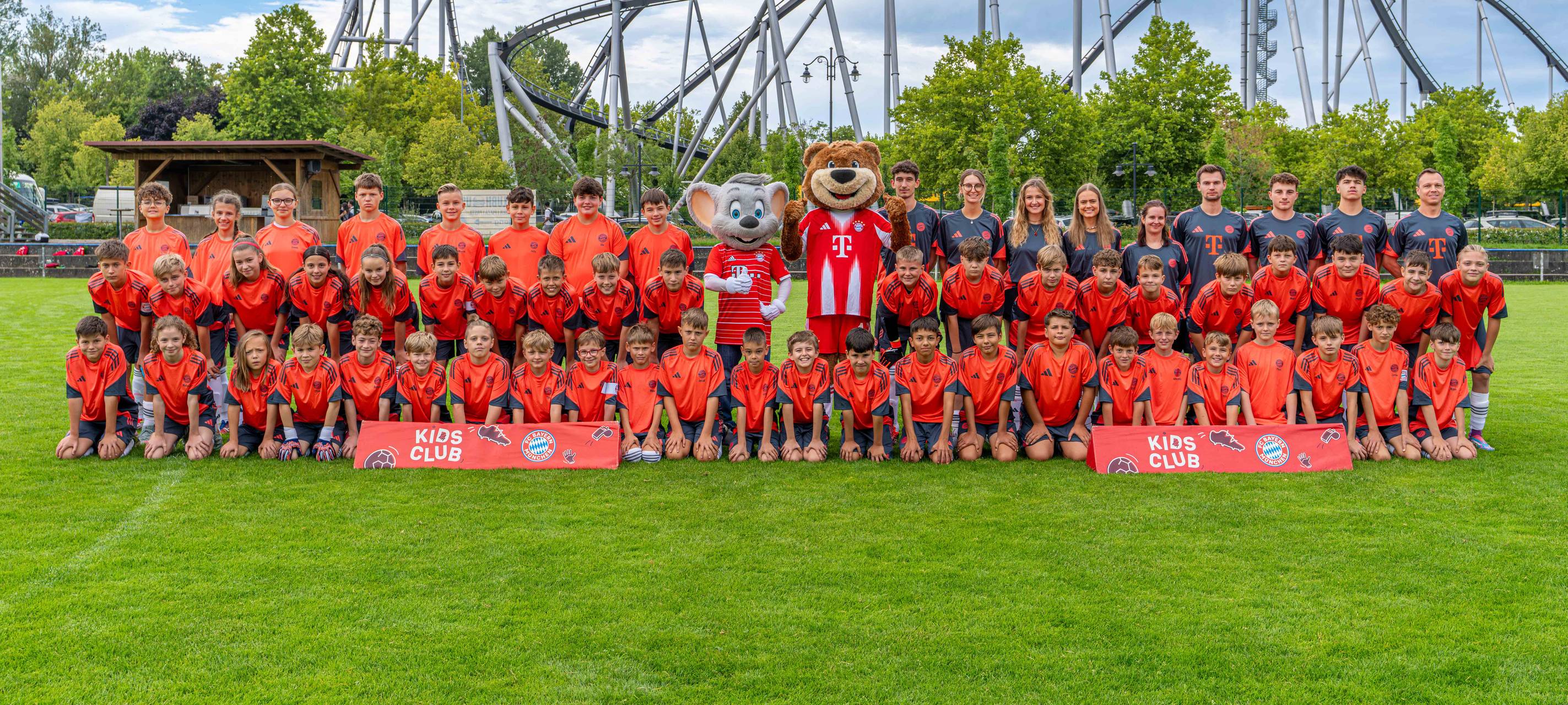 Strahlende Gewinner Fußballcamp