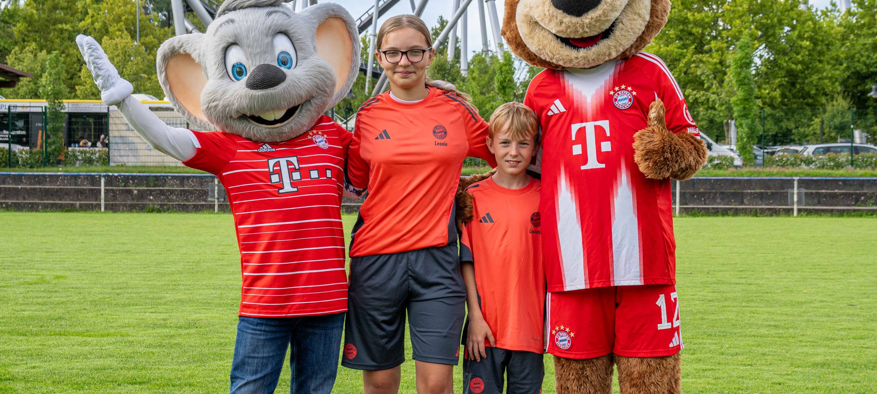 Strahlende Gewinner Fußballcamp