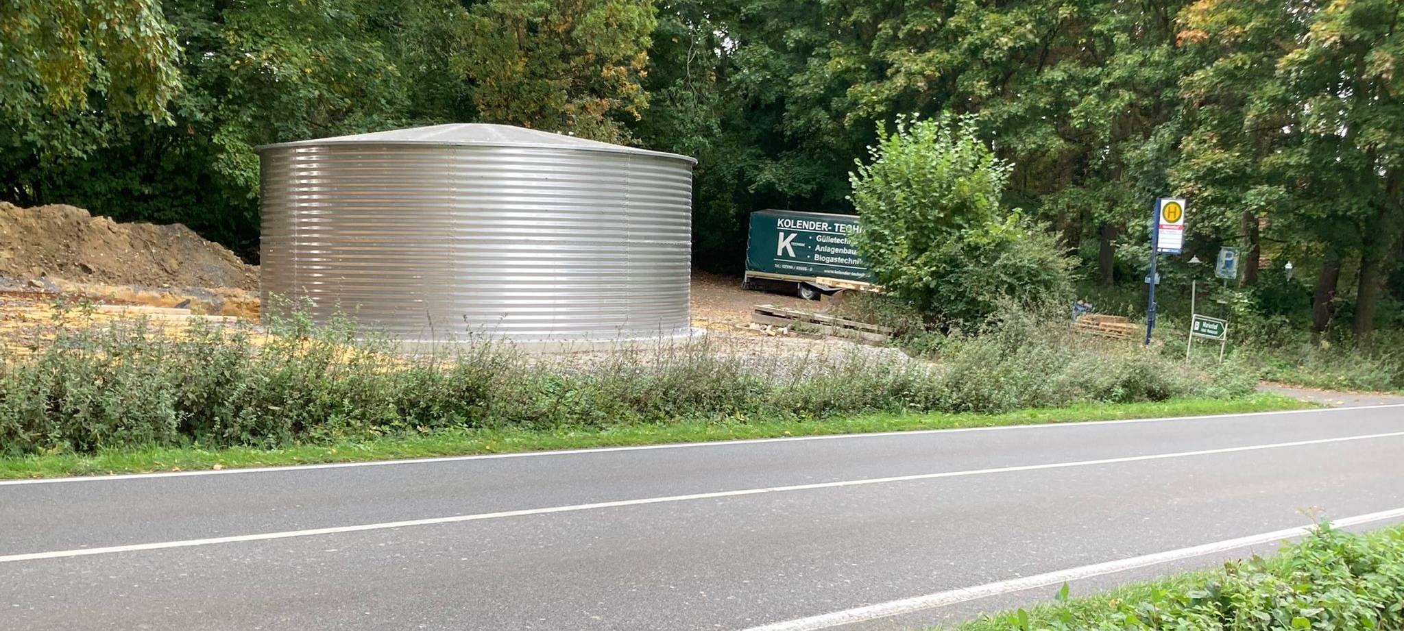 BAUMBERGE: Mysteriöser Behälter am Marienhof