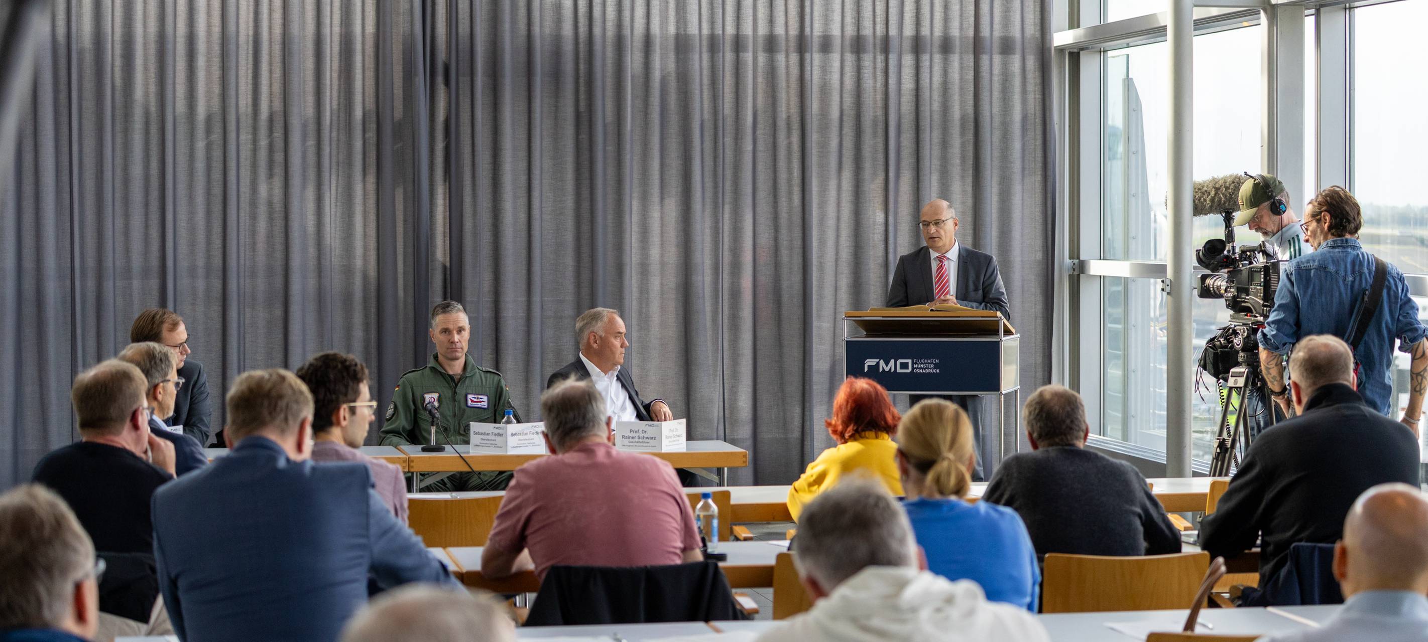 GREVEN: Kampfjets am FMO