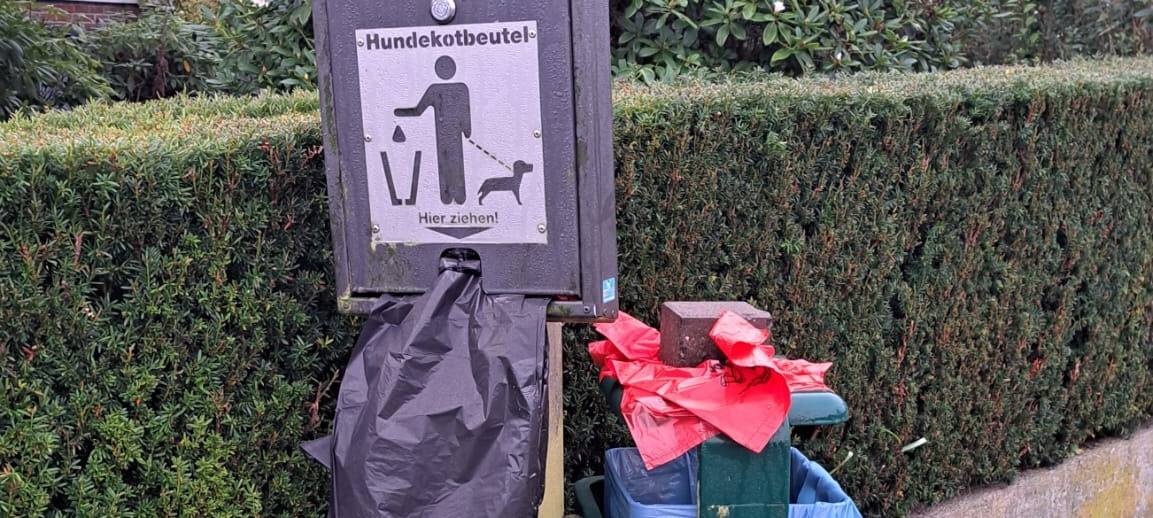 HAUSDÜLMEN: Ärger mit Hundekotbeutelspendern?!