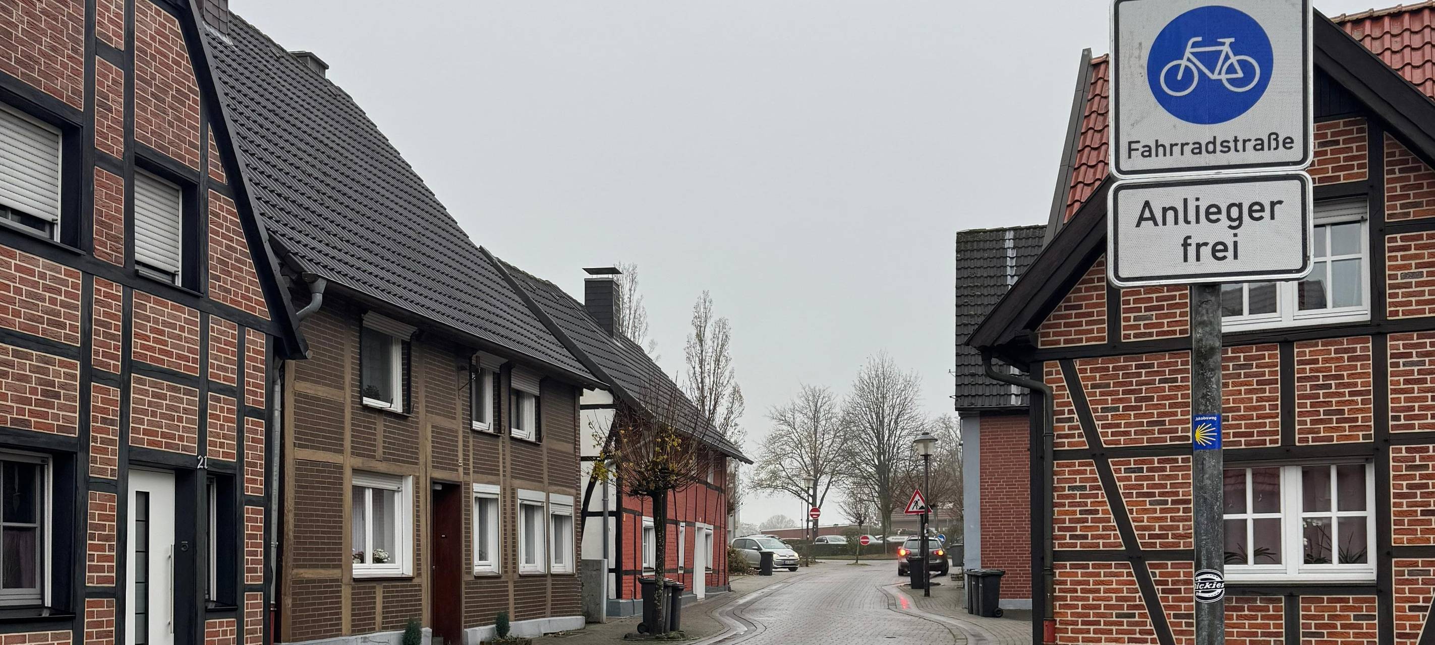 HERBERN: 1. Fahrradstraßen freigegeben