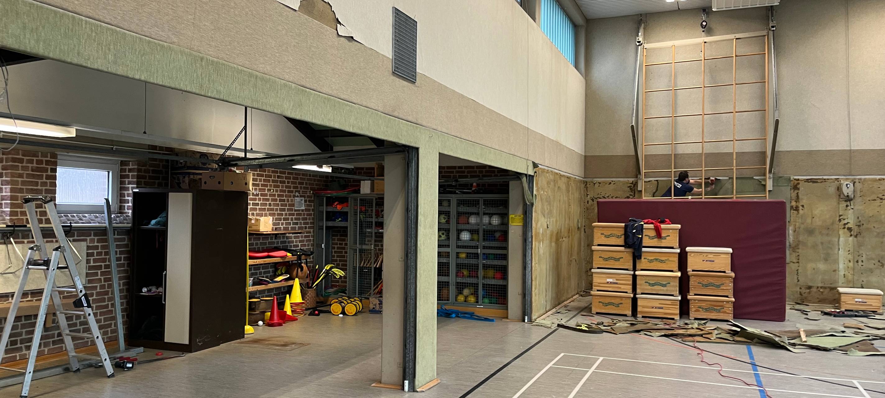 SÜDKIRCHEN: Fortschritt in der Turnhalle
