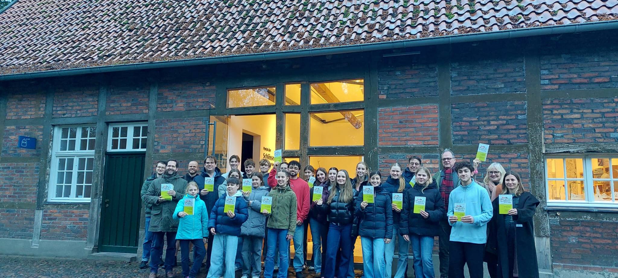 LÜDINGHAUSEN: Schüler mit ihrer Lyrik in Fachzeitschrift
