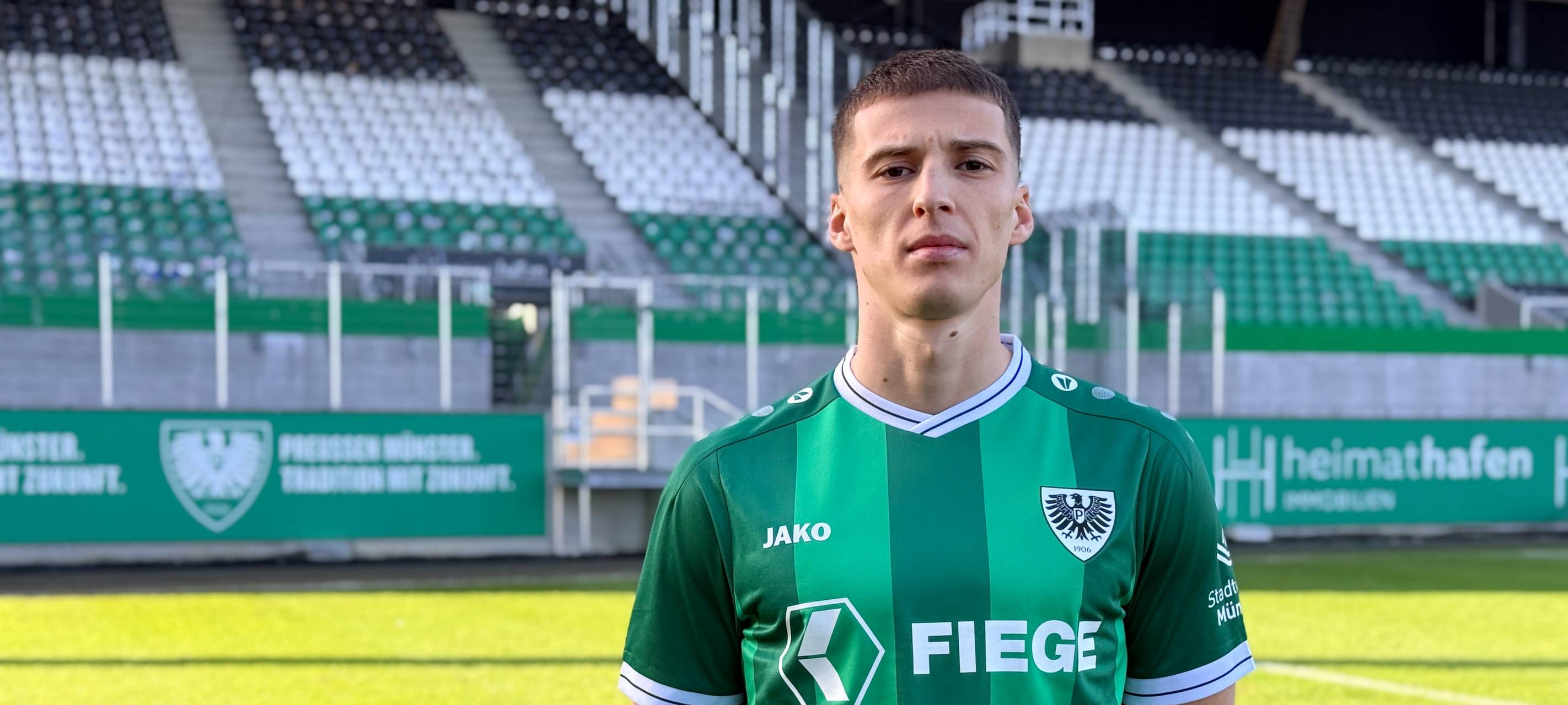 MÜNSTER: Tobias Raschl wechselt in den Adlerclub