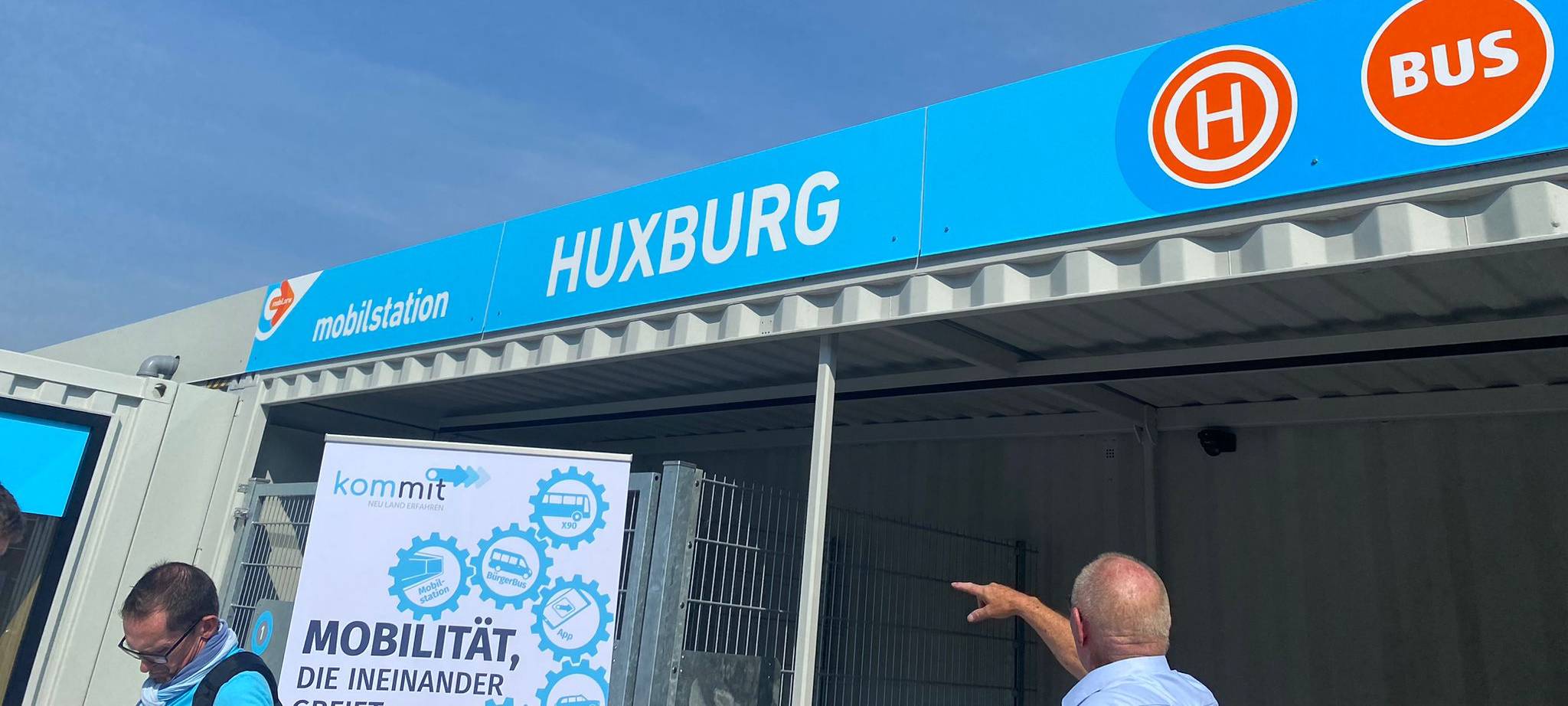 KREIS: Bus- und Bahnangebote ausbauen