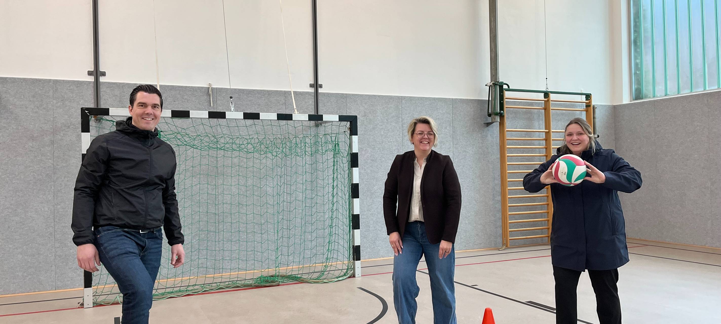 SÜDKIRCHEN: Sporthalle saniert