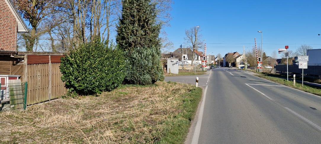 APPELHÜLSEN: Vorarbeiten für Bahnunterführung starten