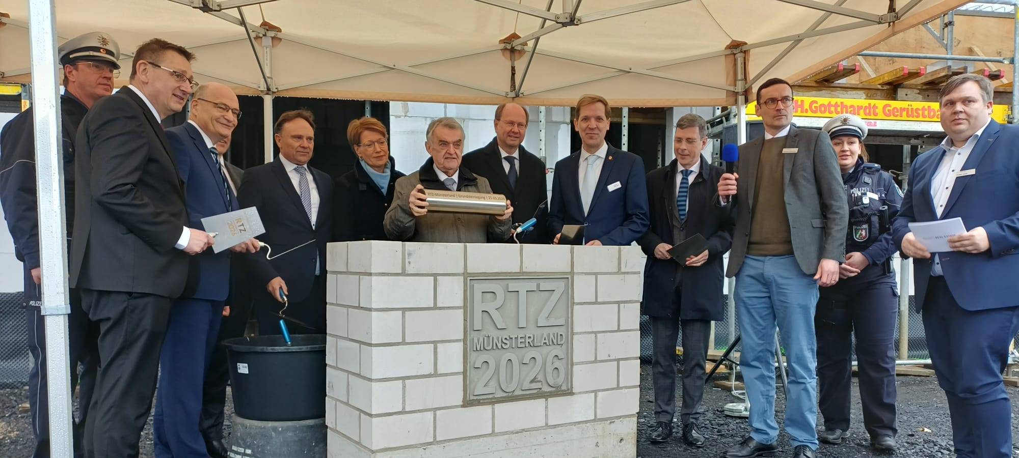 APPELHÜLSEN: Grundsteinlegung für Polizei-Trainingszentrum