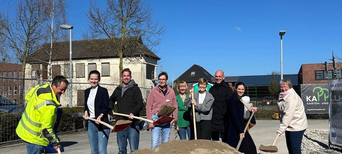 COESFELD: Spatenstich für neue Skateanlage