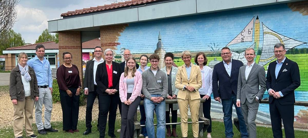 NOTTULN: Hoher Besuch