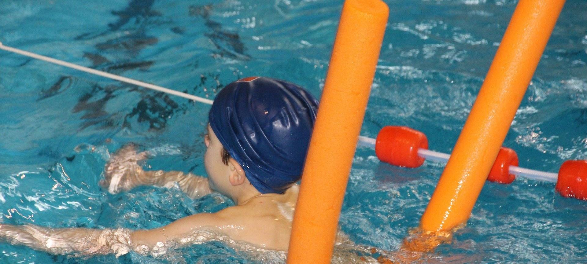 DAVENSBERG: Spenden für Schwimmkurse