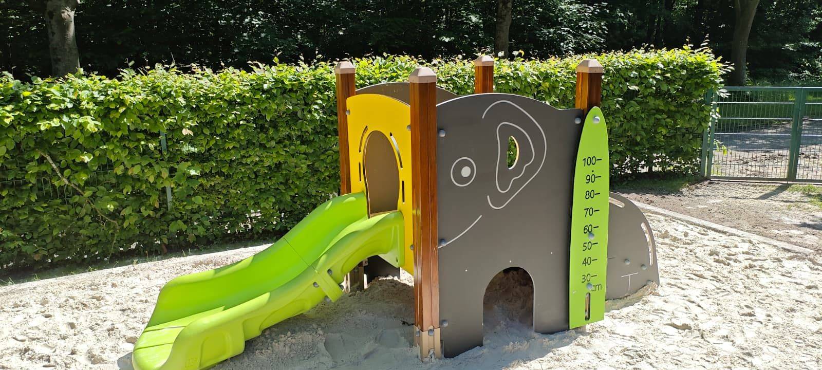SENDEN: Neue Rutsche für Kita-Kinder