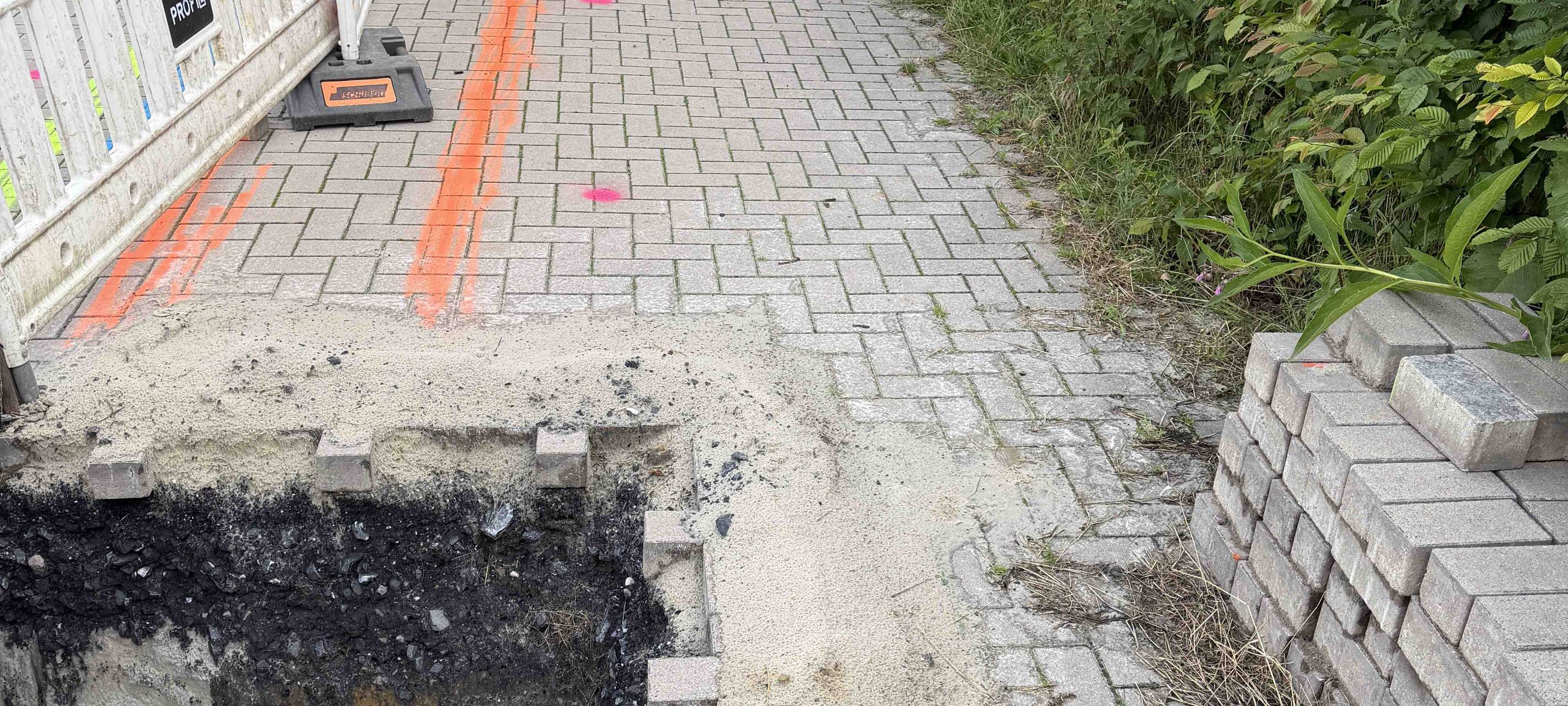 COESFELD: Blindgänger-Verdachtspunkt wird untersucht