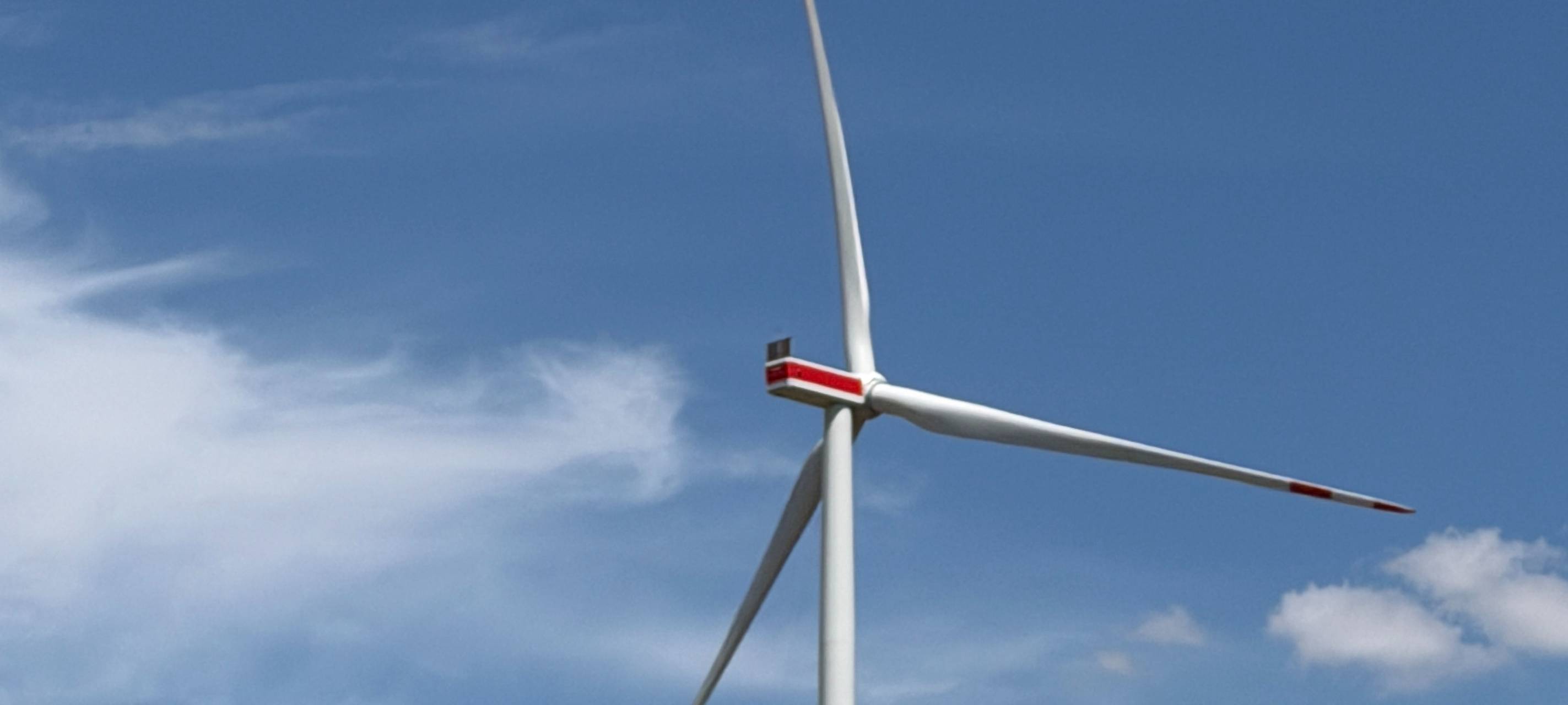 HERBERN: Erstes Windrad dreht sich