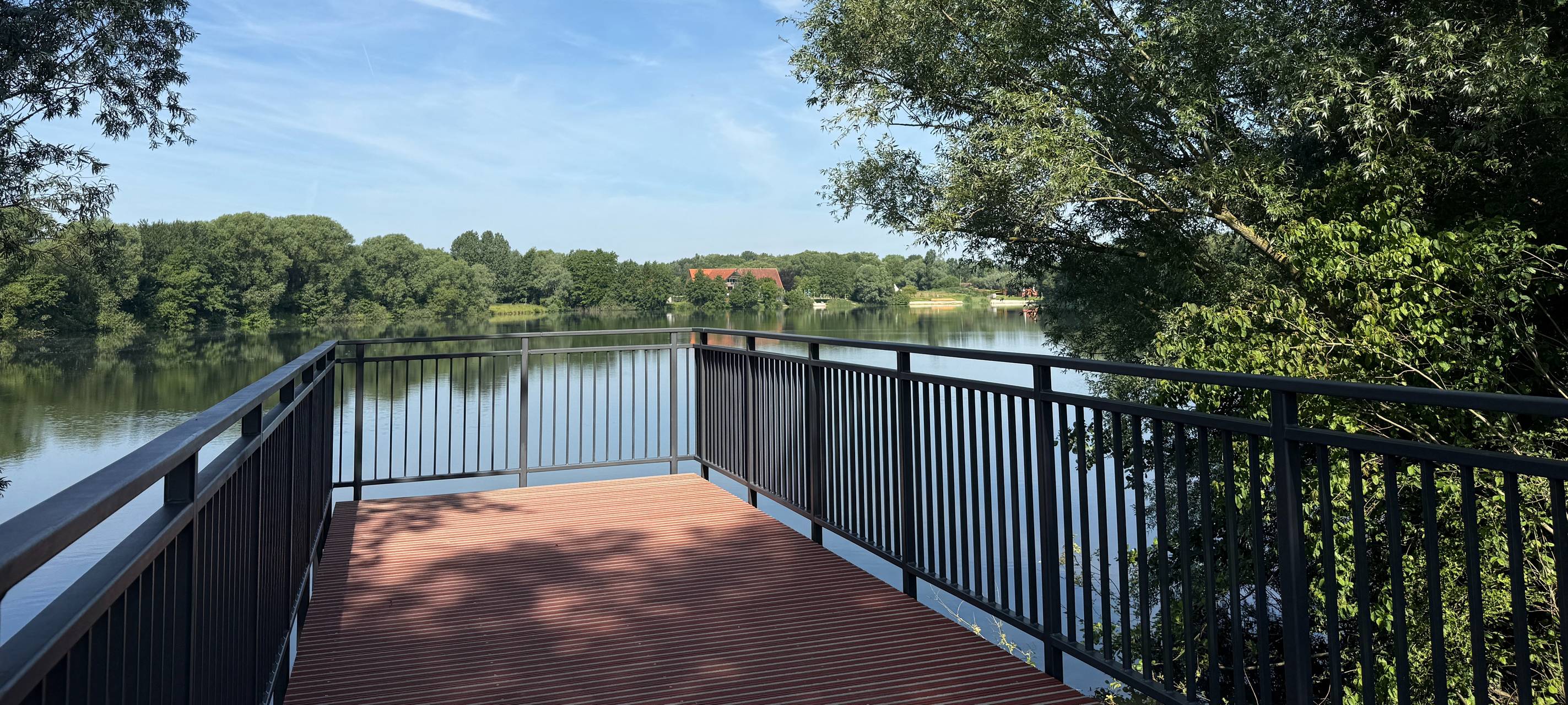 BULDERN: Aussichtsteg am See freigegeben