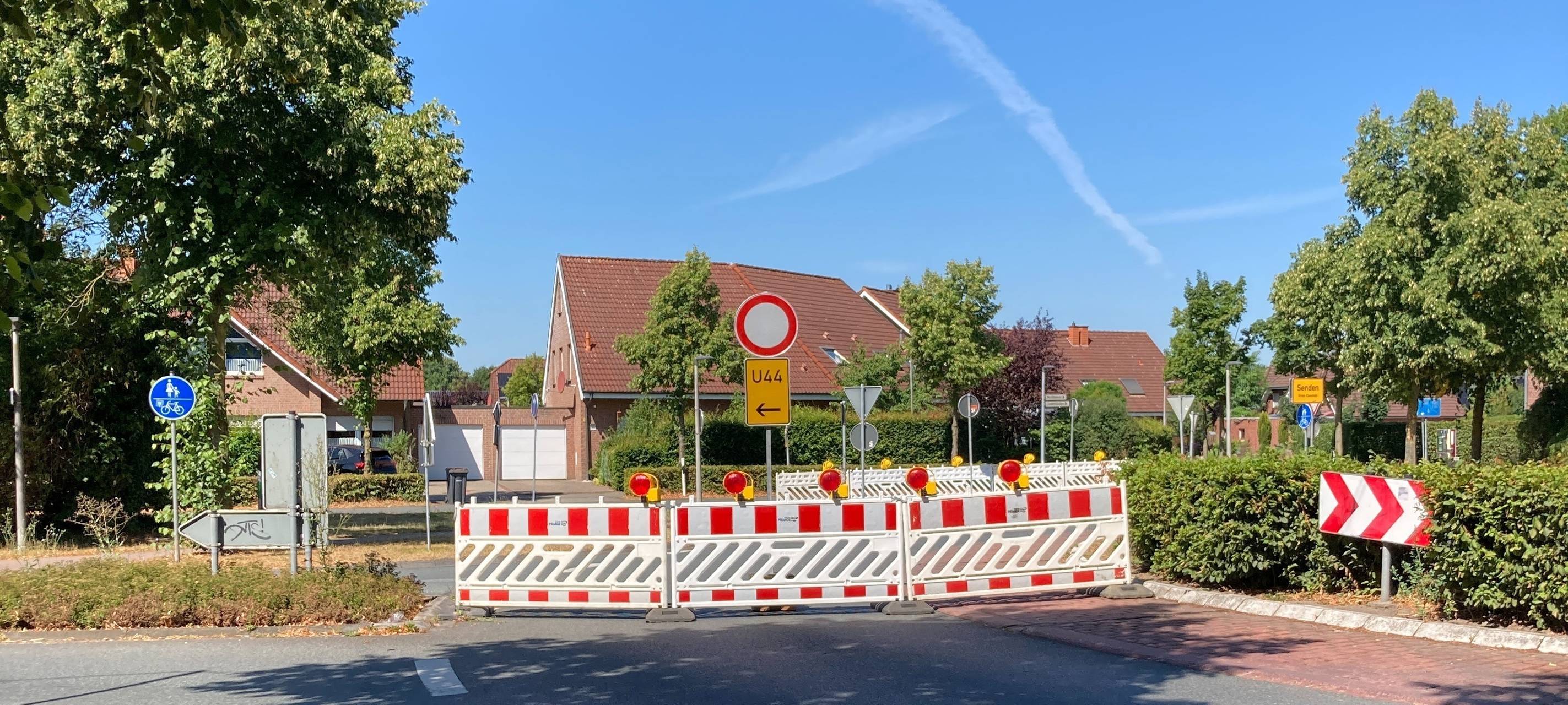 SENDEN: Reparaturen an Kreisverkehr