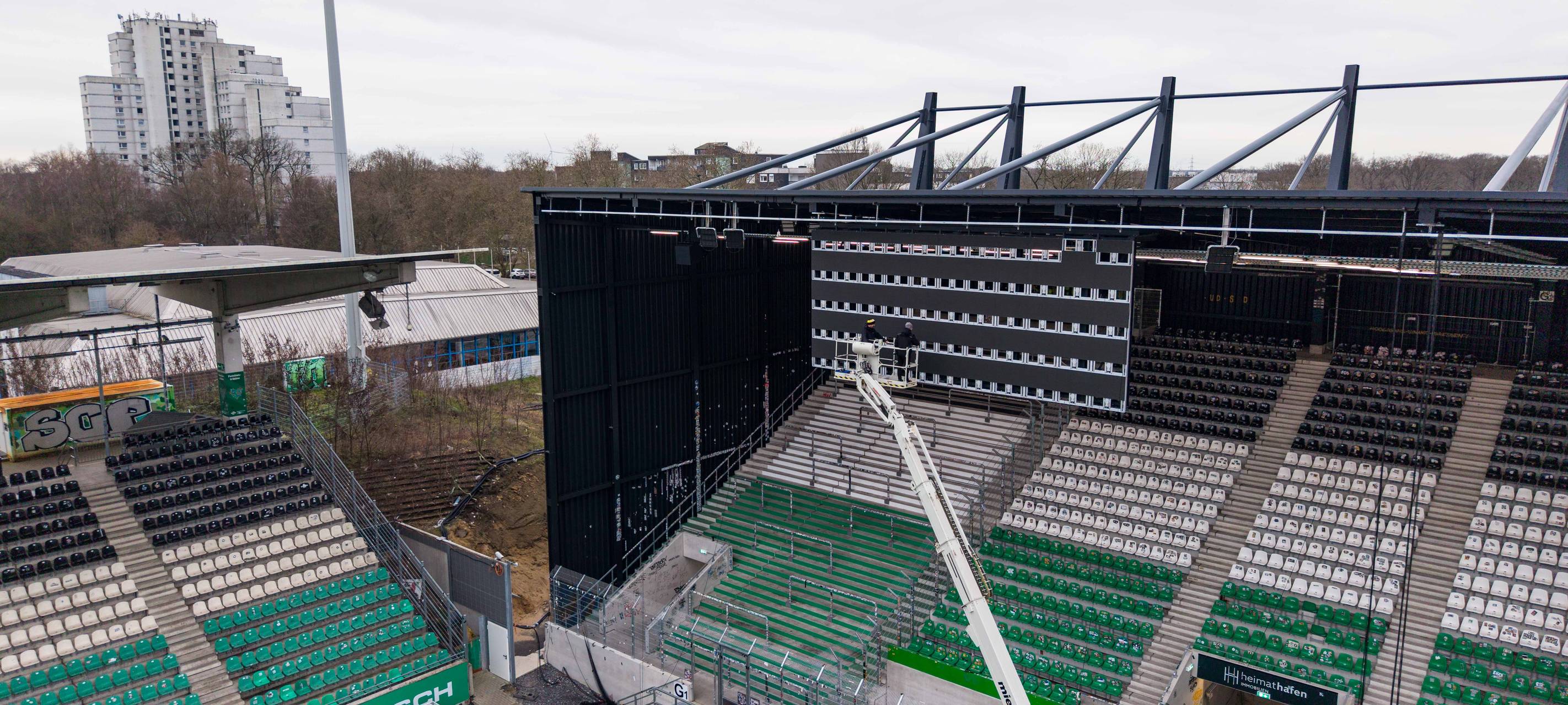 Neue Tribüne im Preußenstadion!