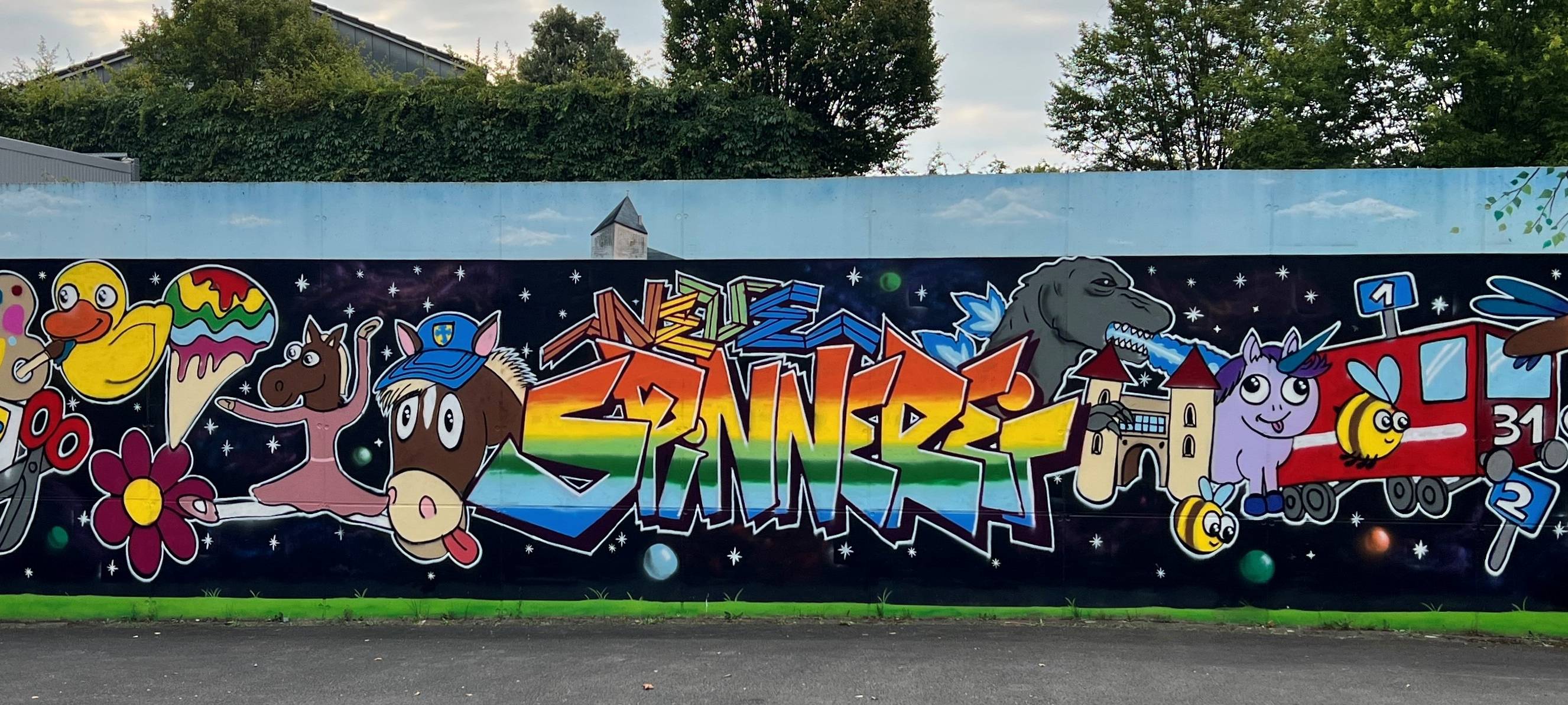 DÜLMEN: Jugendliche haben Graffiti-Wand gestaltet