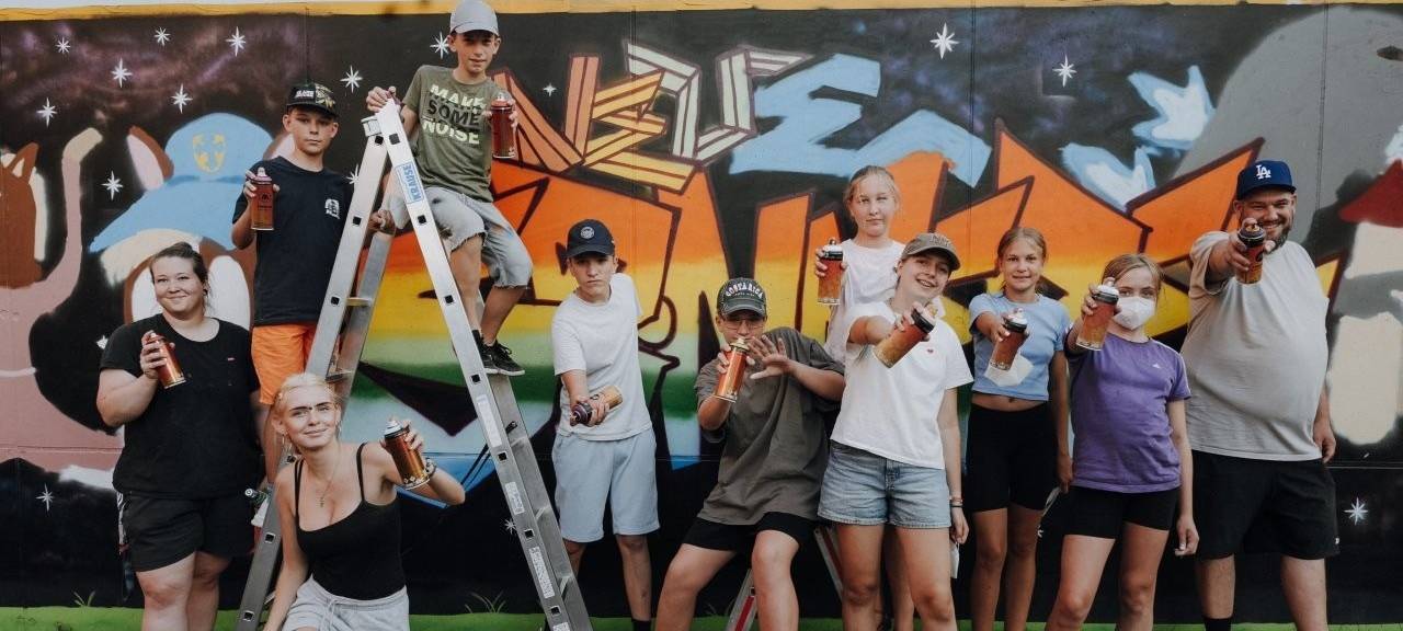 DÜLMEN: Jugendliche haben Graffiti-Wand gestaltet