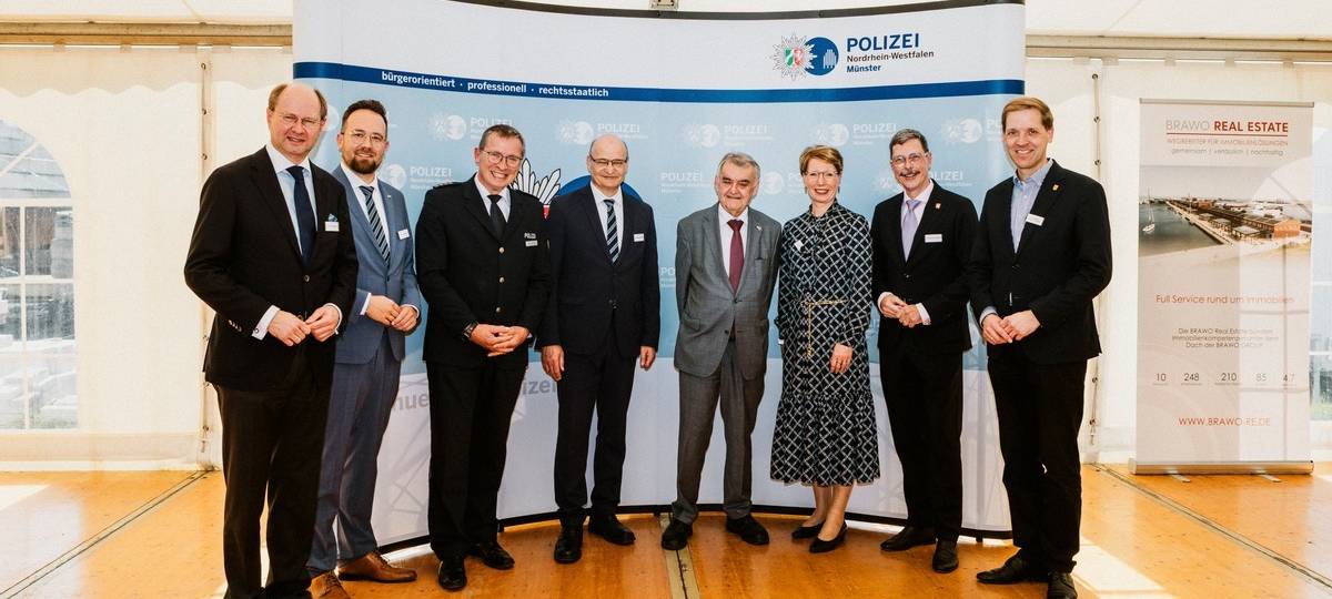 APPELHÜLSEN: Richtfest beim Polizeitrainingszentrum