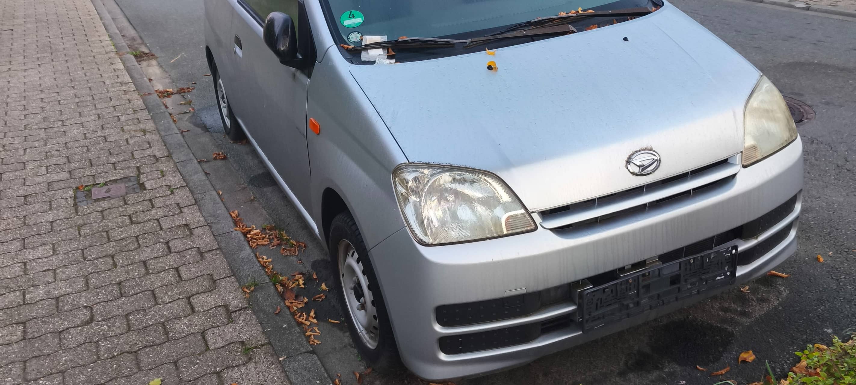 DÜLMEN: Auto gammelt ewig vor sich hin