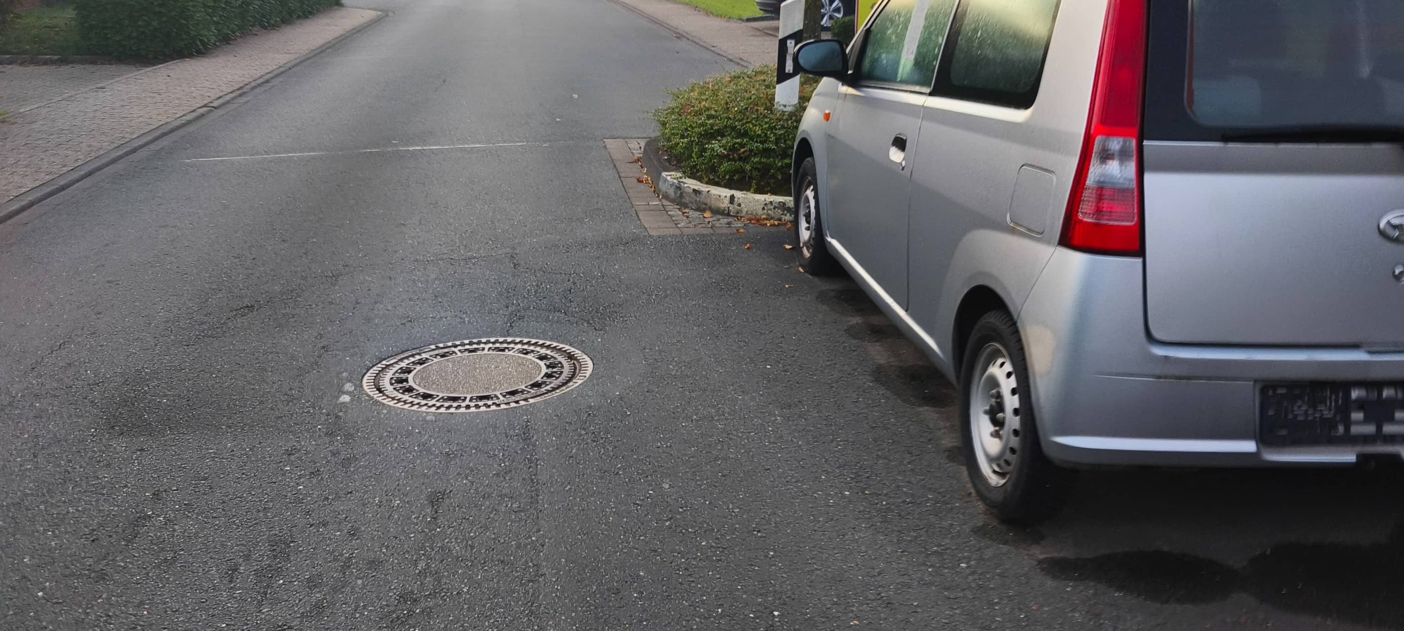 DÜLMEN: Auto gammelt ewig vor sich hin