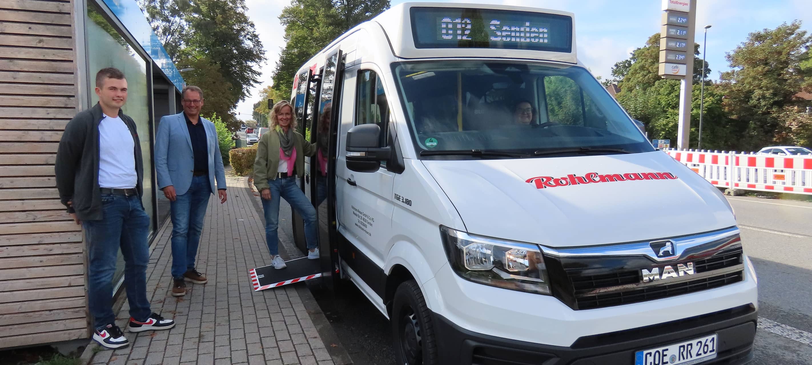 SENDEN: Neuer Kleinbus fährt auf C12