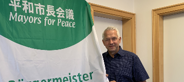 KREIS: Flaggentag für den Frieden