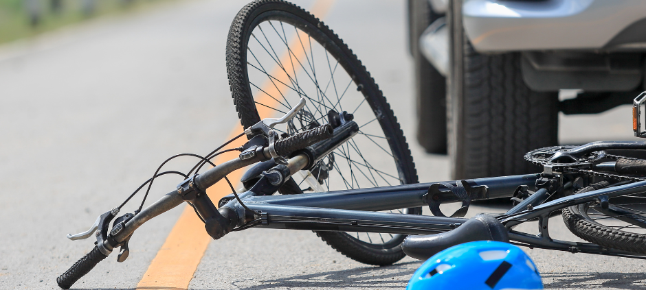 Zusammenstoß Radfahrer & Auto