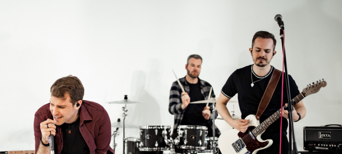 Dashed To Shivers: neues Album